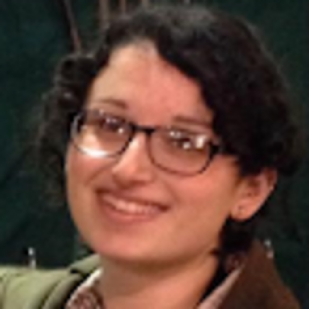 Meet your Posher, Julia